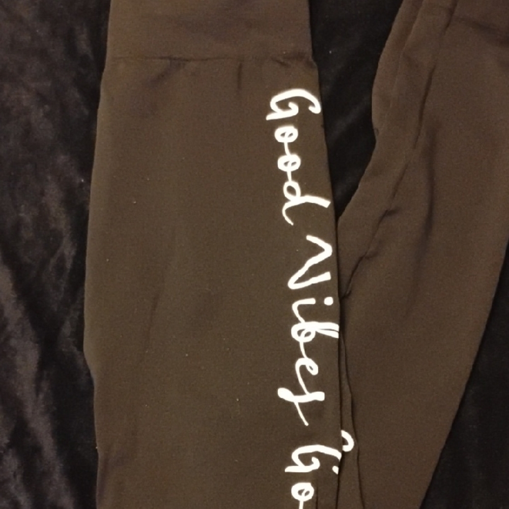 Brown Leggings with White 'Good Vibes' Print